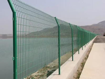 河堤防護(hù)網(wǎng) 河堤防護(hù)網(wǎng)